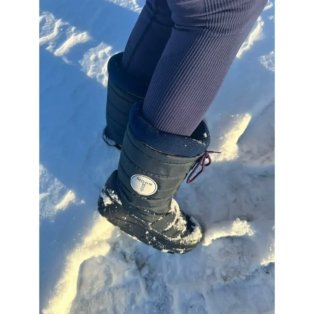 RARE VINTAGE MOON BOOTS, WOMEN'S SIZE 9, 10. Snow Ski Snowboard Shoes Navy Blue